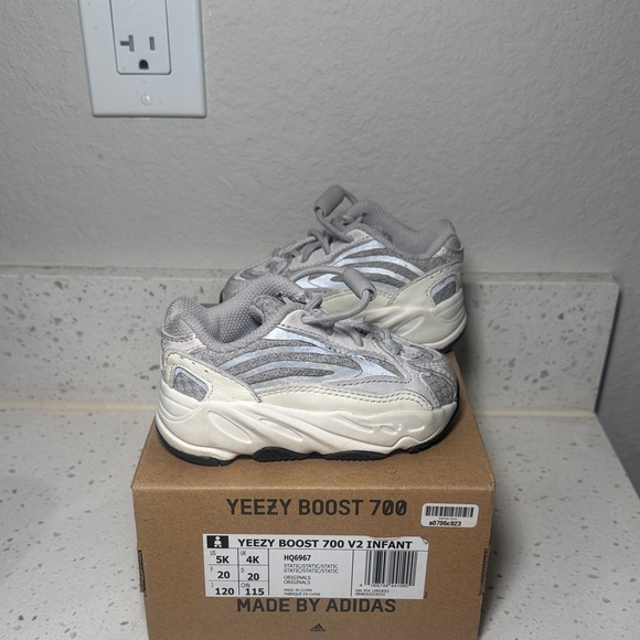 Adidas Yeezy Boost 700 V2 Infant Gray White Sneakers - Picture 1 of 5